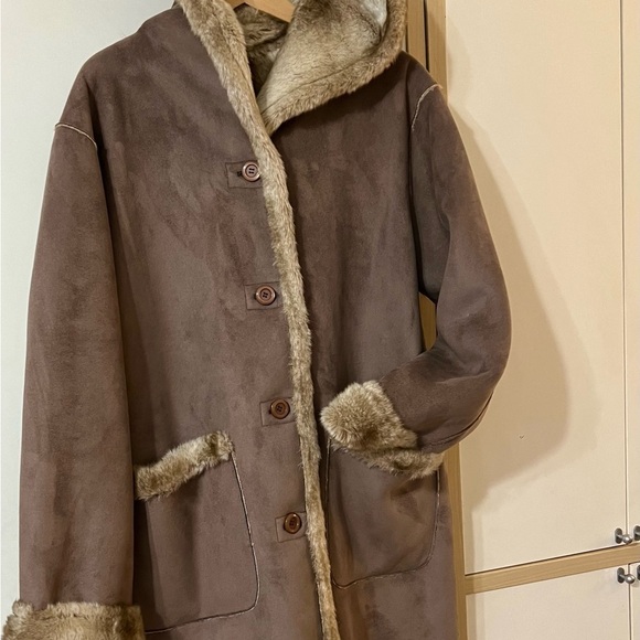 Beautiful reversible  Jones NY coat. Really gorgeous. - Picture 2 of 5